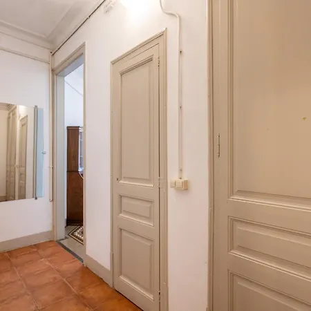 شقة B21-apartamento Modernista Grupos