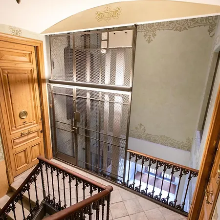 B21-apartamento Modernista Grupos Barcelona
