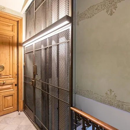 B21-apartamento Modernista Grupos * Barcelona
