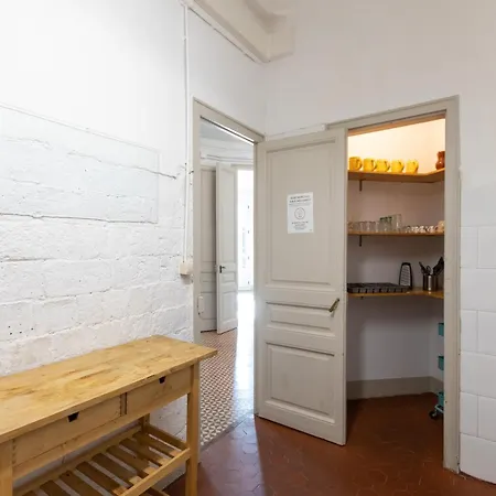 Apartment B21-apartamento Modernista Grupos Barcelona
