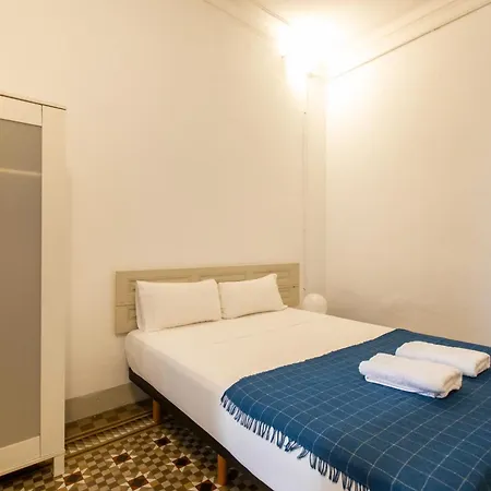 B21-apartamento Modernista Grupos Apartment