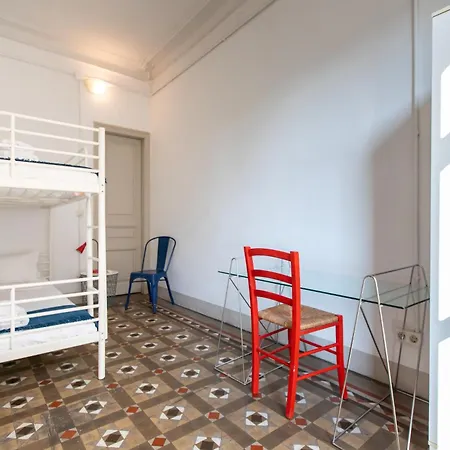 B21-apartamento Modernista Grupos