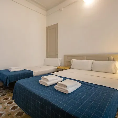 B21-apartamento Modernista Grupos * Barcelona