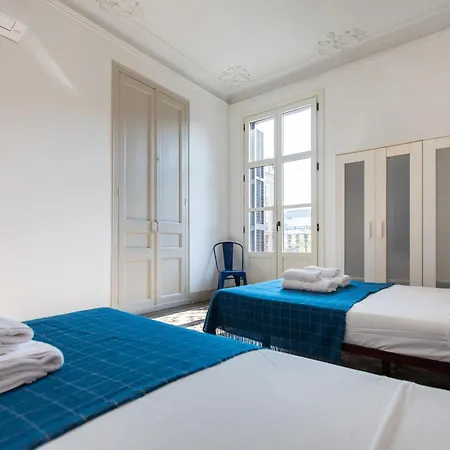 B21-apartamento Modernista Grupos * Barcelona