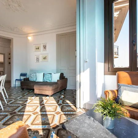 B21-apartamento Modernista Grupos Apartment Barcelona
