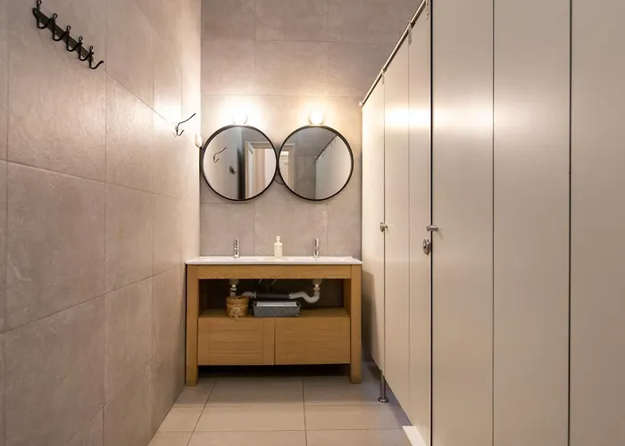 B21-apartamento Modernista Grupos *