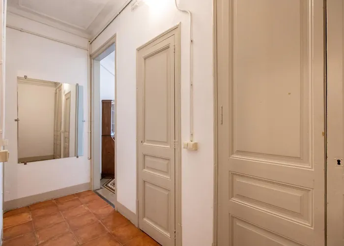 Apartamento B21-apartamento Modernista Grupos